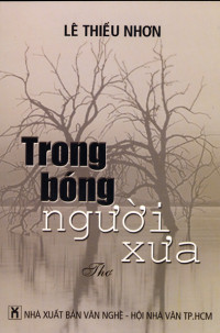 Trong bóng người xưa